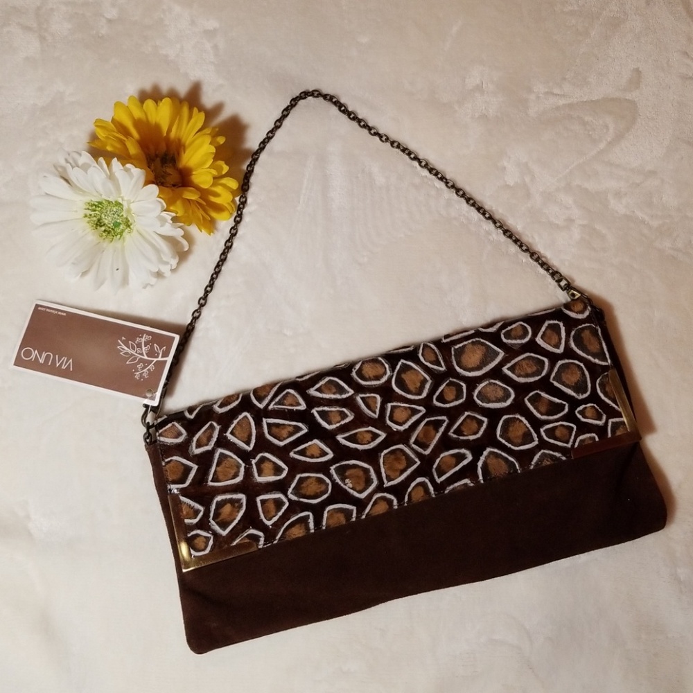 Host Pick🎉 NWT Vintage hair on Suede clutch